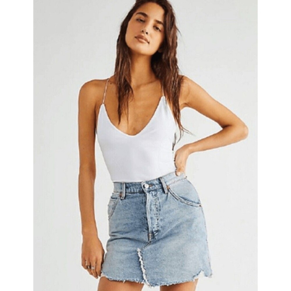 We The Free Brea Cutoff Mini Skirt Womens 26 Blue Distressed Raw Hem